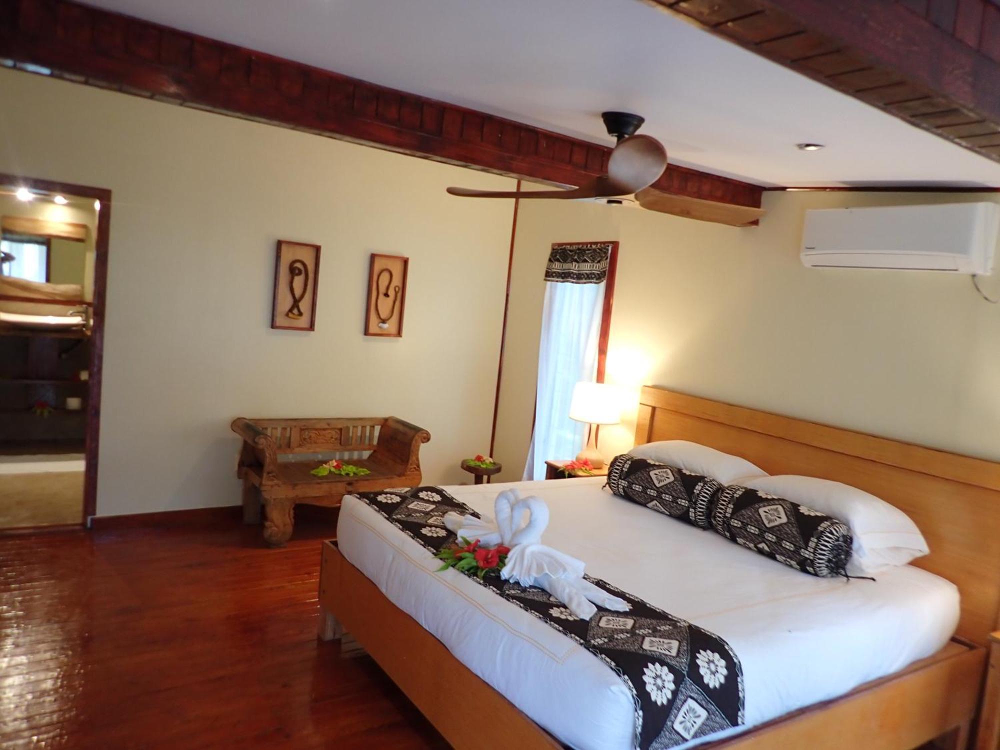 Sau Bay Resort & Spa Waiyevo Buitenkant foto